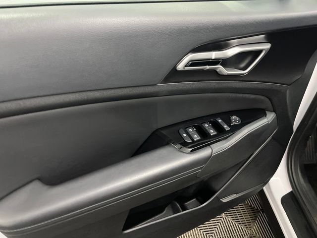 Certified 2023 Kia Sportage EX image 10