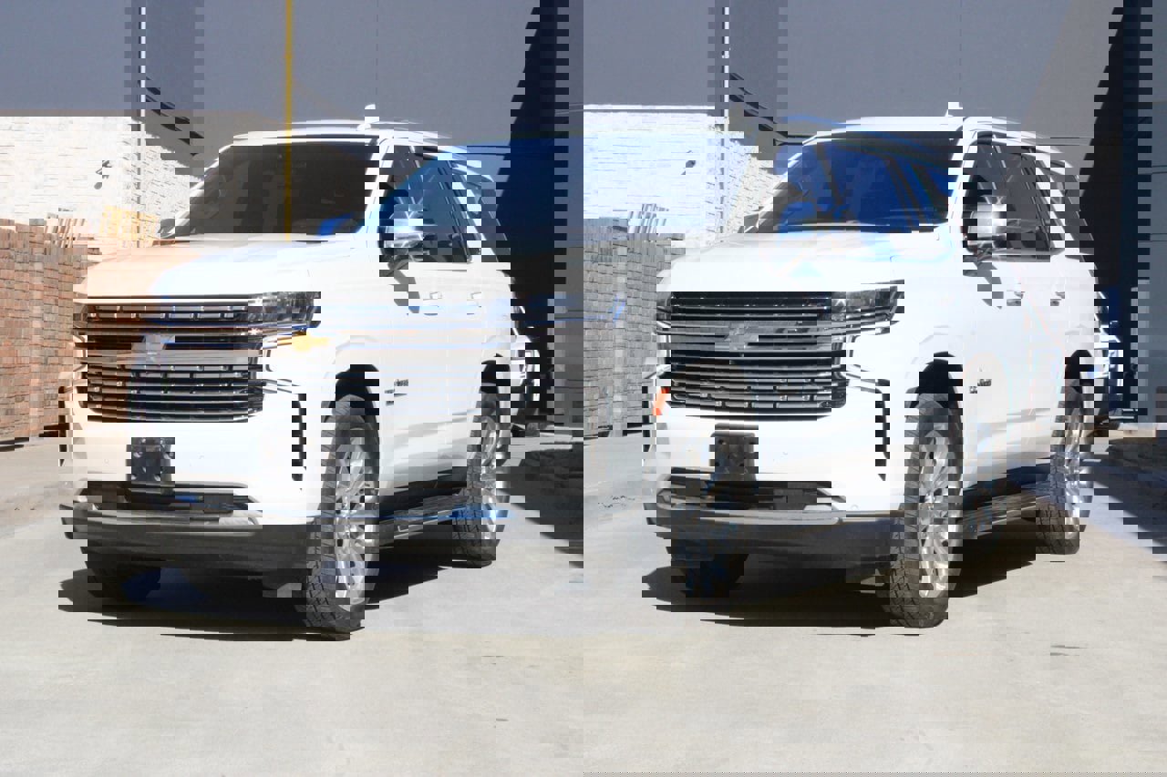 Used 2021 Chevrolet Tahoe Premier w/ Premium Package image 2