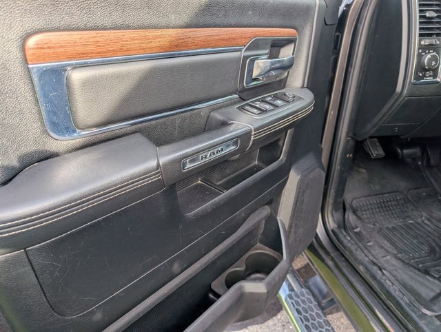 Used 2014 RAM 2500 Laramie w/ Convenience Group image 10