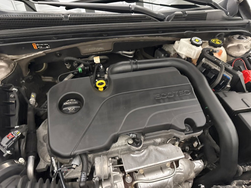 Used 2023 Chevrolet Malibu LT image 39