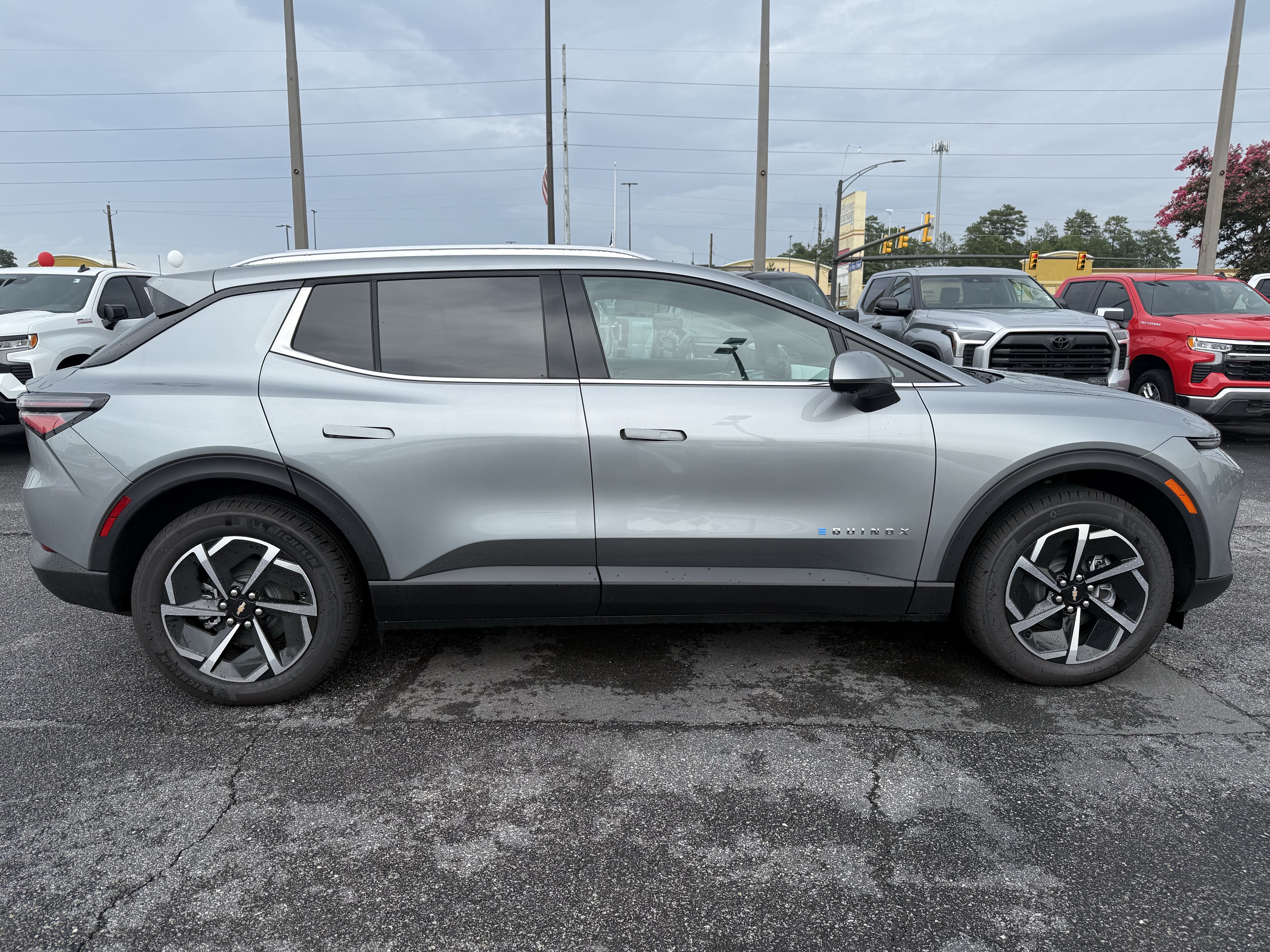 New 2026 Chevrolet Equinox EV LT AWD/4WD image 20