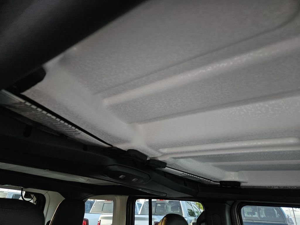 New 2026 Jeep Wrangler Sahara image 9