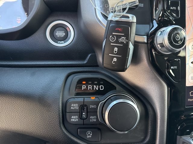 Used 2026 RAM 1500 Big Horn AWD/4WD image 38