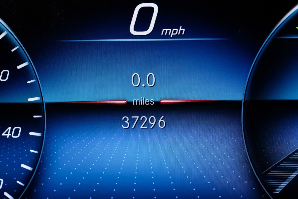 Used 2023 Mercedes-Benz GLS 450 4MATIC w/ AMG Line Exterior image 19