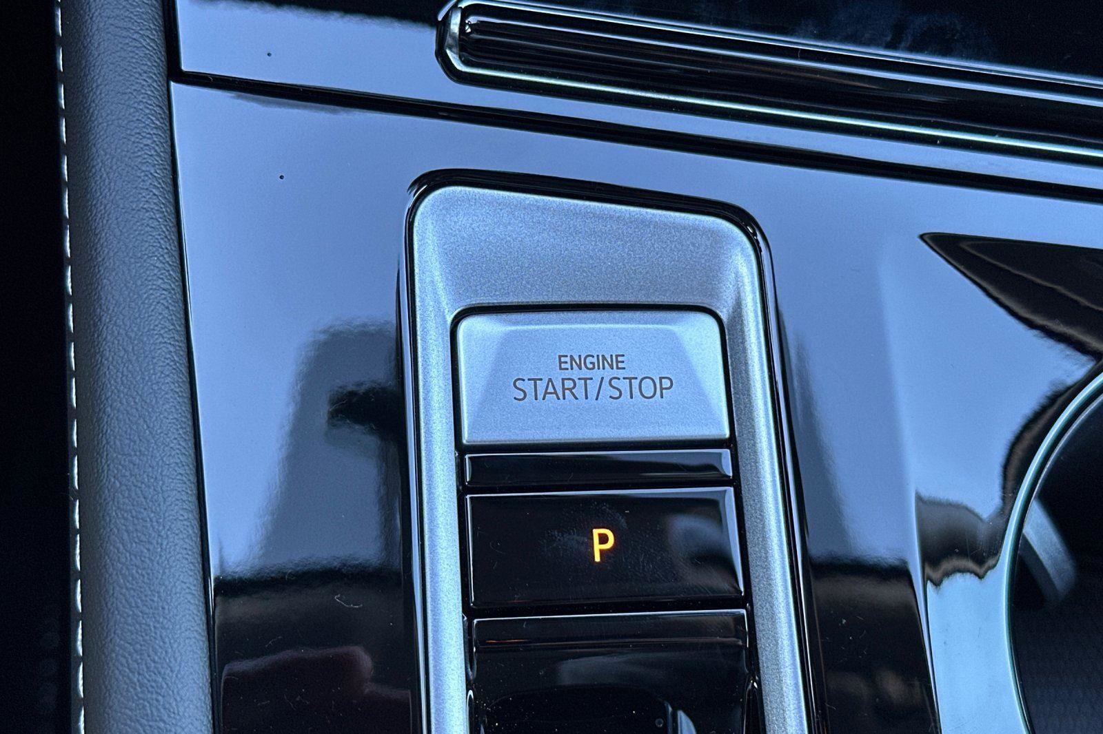 New 2026 Volkswagen Atlas SEL Premium R-Line image 23