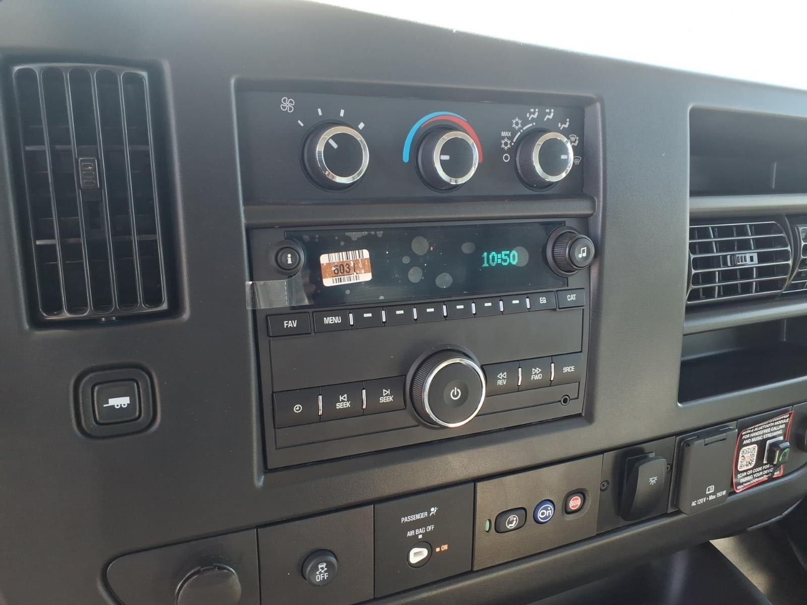 New 2026 Chevrolet Express 4500 w/ Power Convenience Package RWD image 10