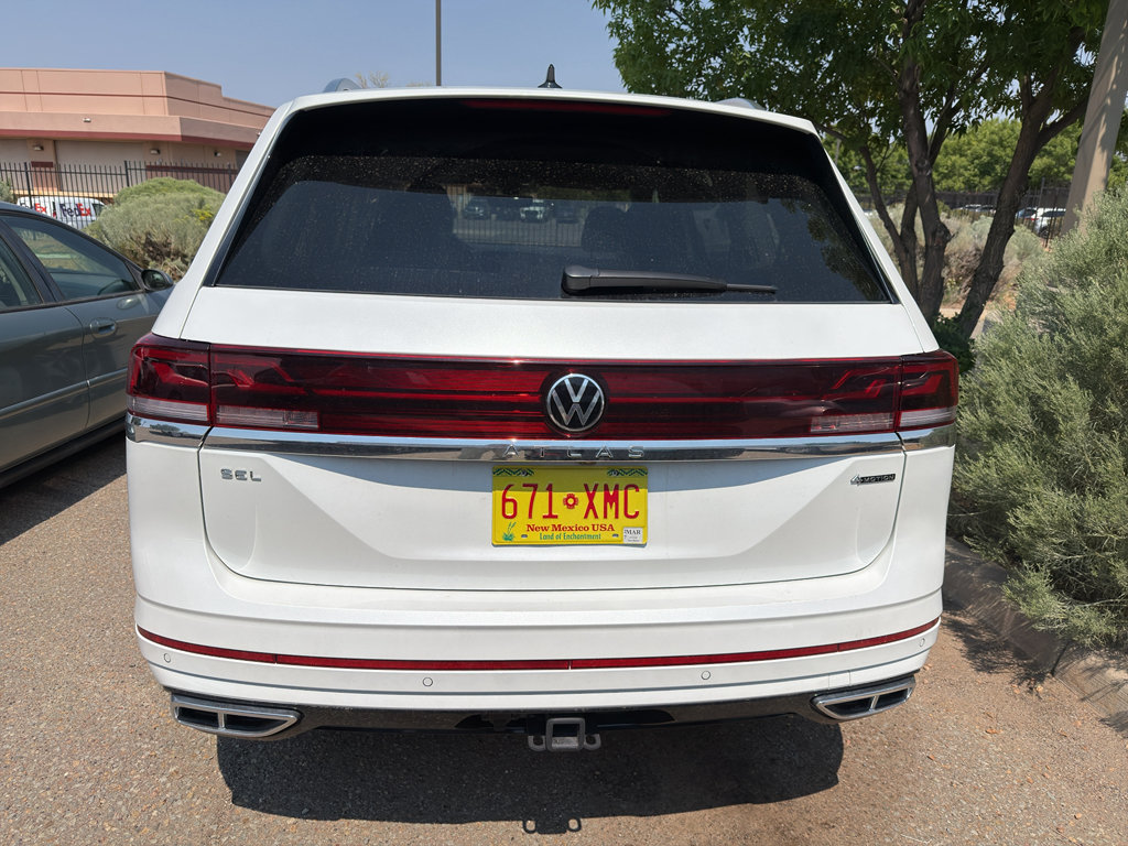 Used 2025 Volkswagen Atlas SEL Premium R-Line AWD/4WD image 7