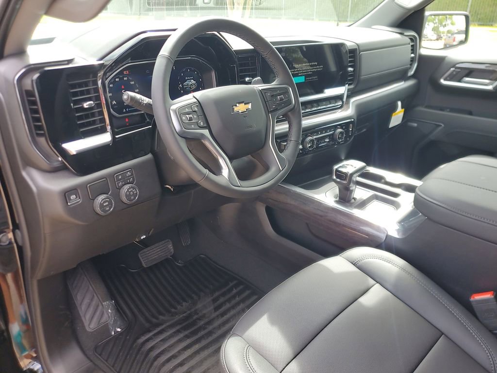 New 2026 Chevrolet Silverado 1500 LTZ w/ LTZ Convenience Package II image 17