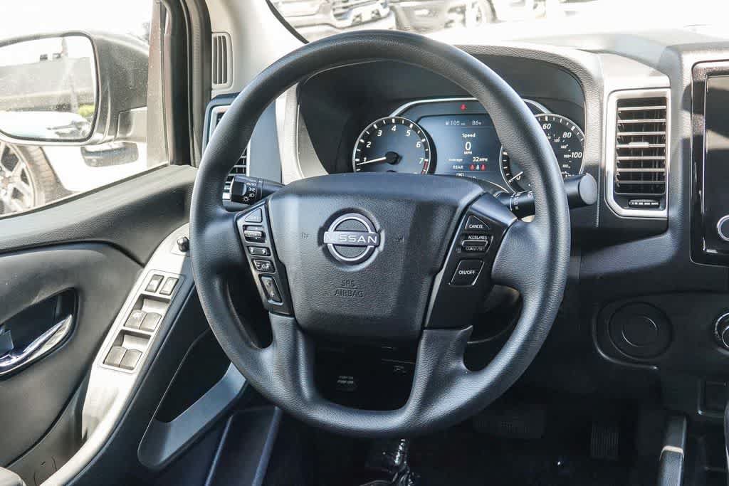 Used 2023 Nissan Frontier SV RWD image 14