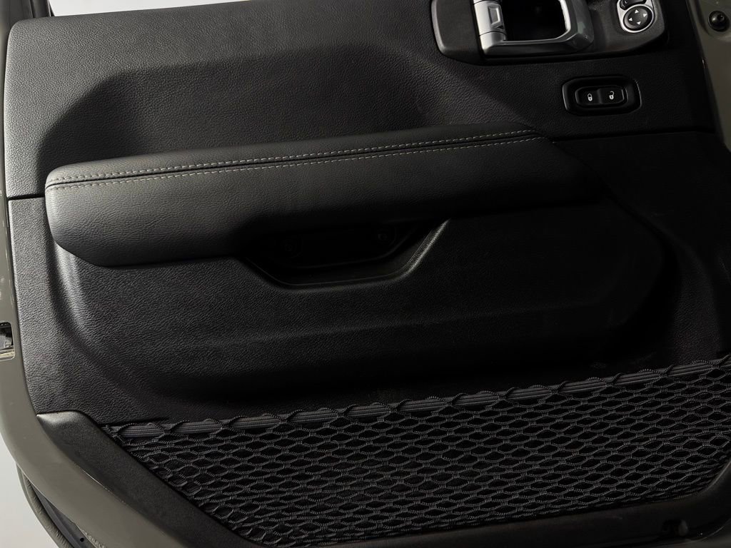 Used 2022 Jeep Wrangler Unlimited Sahara w/ Cold Weather Group image 28