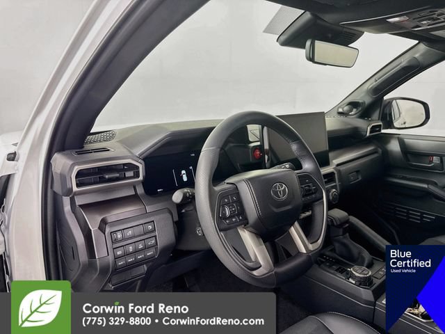 Used 2025 Toyota 4Runner TRD Off-Road Premium AWD/4WD image 12