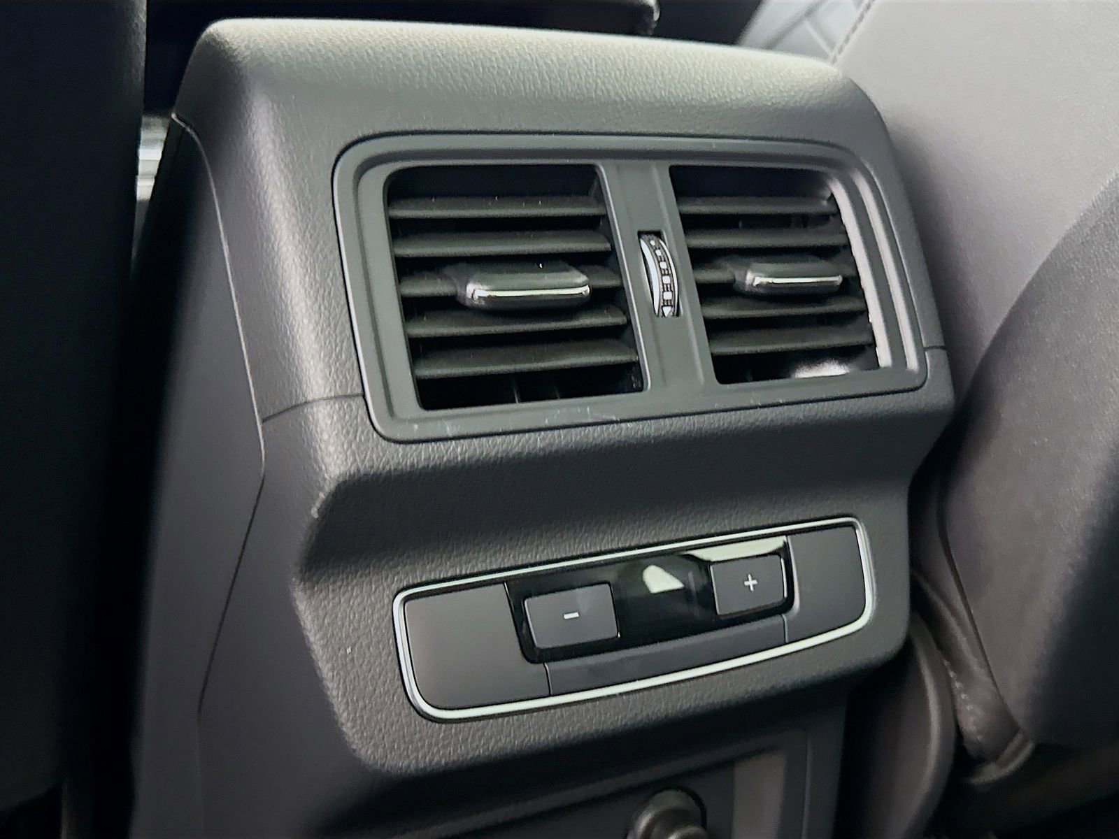 Certified 2023 Audi Q5 2.0T Premium w/ Convenience Package image 25