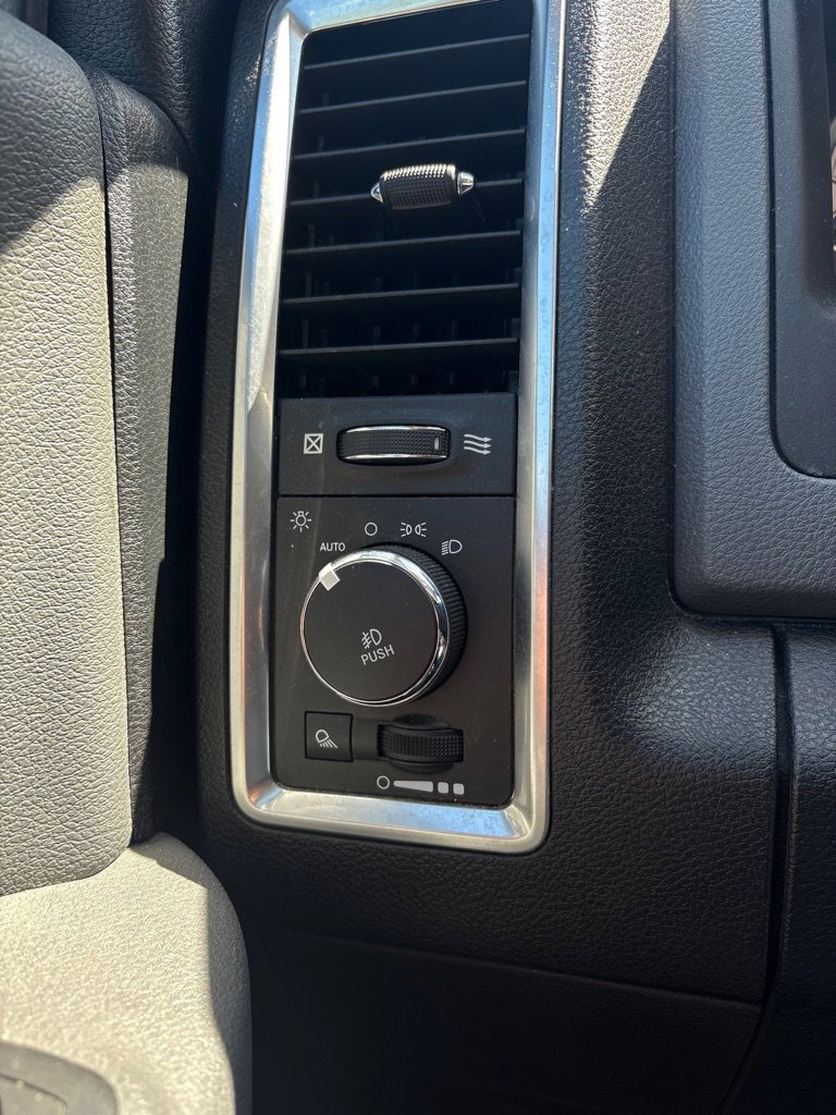 Used 2017 RAM 1500 Big Horn image 23