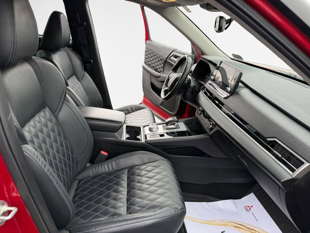 Used 2022 Mitsubishi Outlander SEL image 26