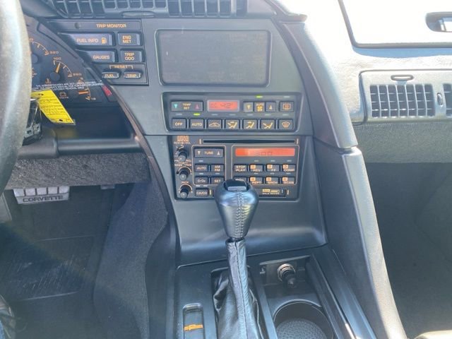 Used 1993 Chevrolet Corvette Coupe RWD image 21