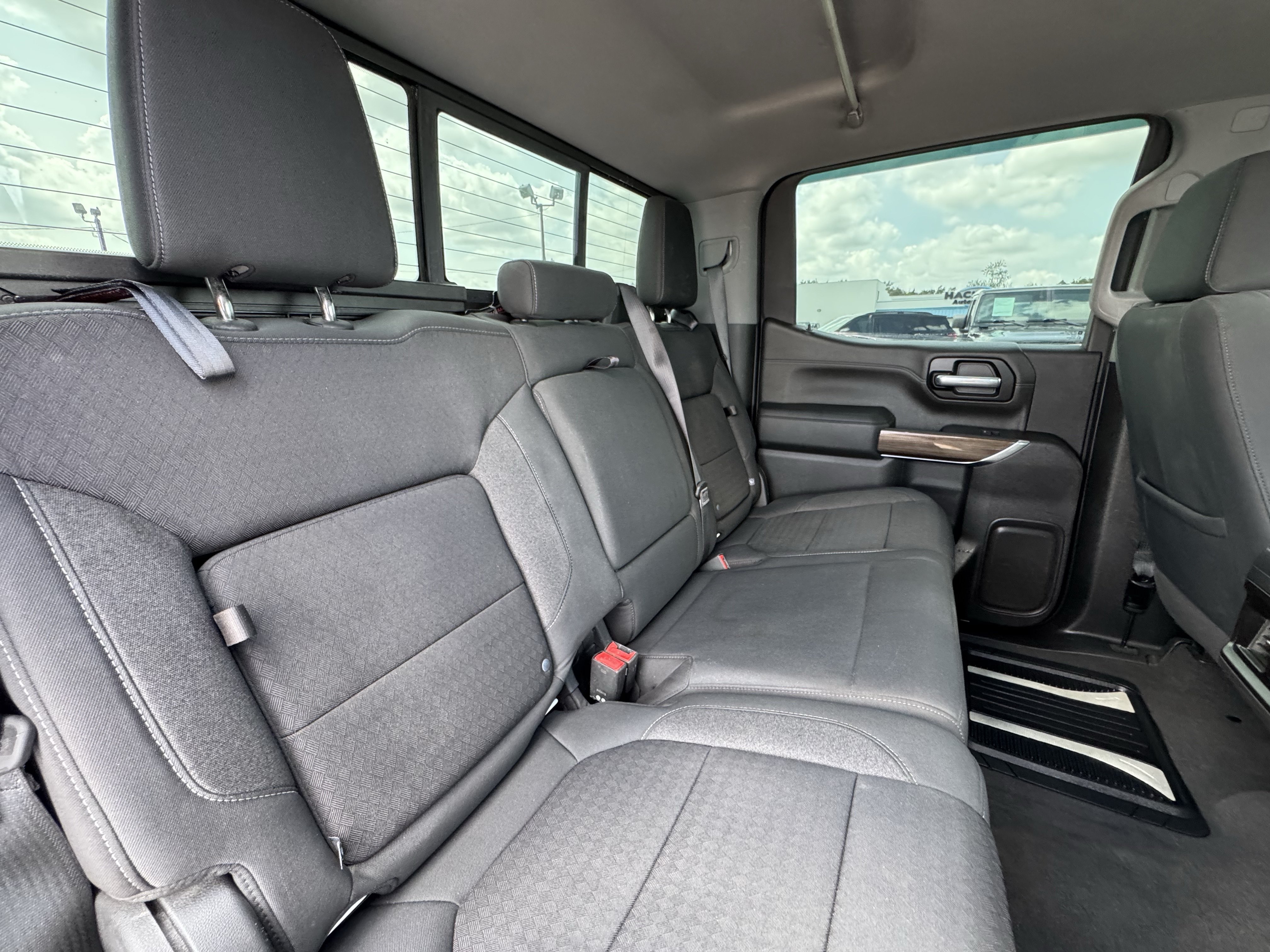 Used 2020 Chevrolet Silverado 1500 RST w/ Texas Edition AWD/4WD image 31