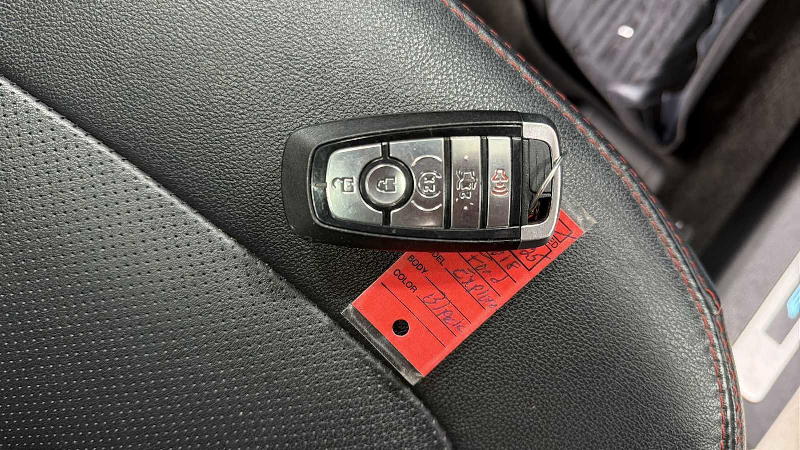 Used 2018 Ford Explorer Sport w/ Equipment Group 401A AWD/4WD image 33