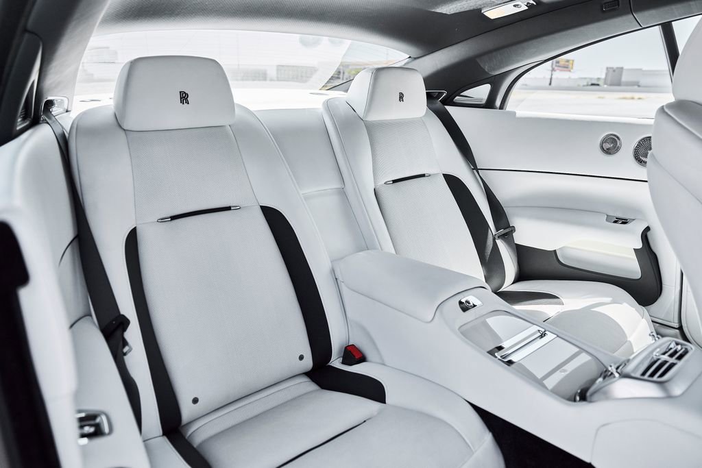 Used 2019 Rolls-Royce Wraith RWD image 36