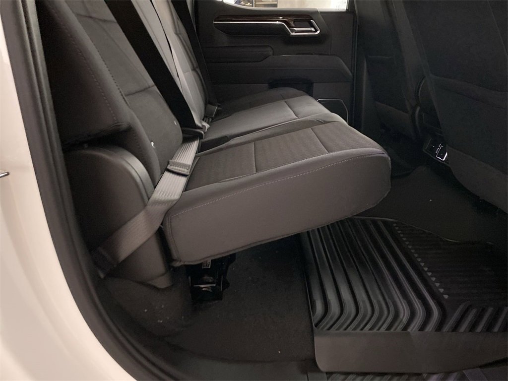 New 2026 GMC Sierra 1500 SLE image 41