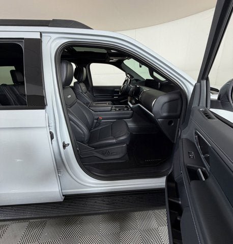 New 2026 Ford Expedition Max Platinum w/ Stealth Appearance Package AWD/4WD image 5