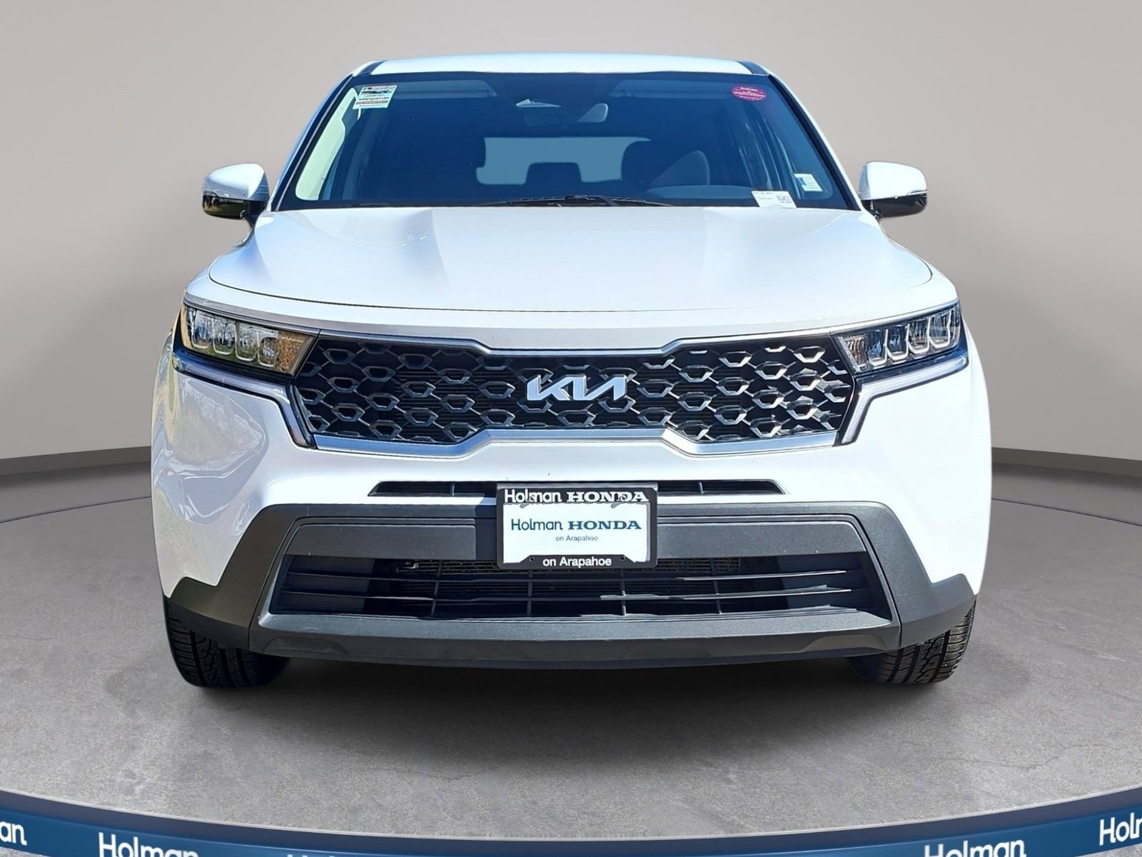 Used 2023 Kia Sorento LX image 3