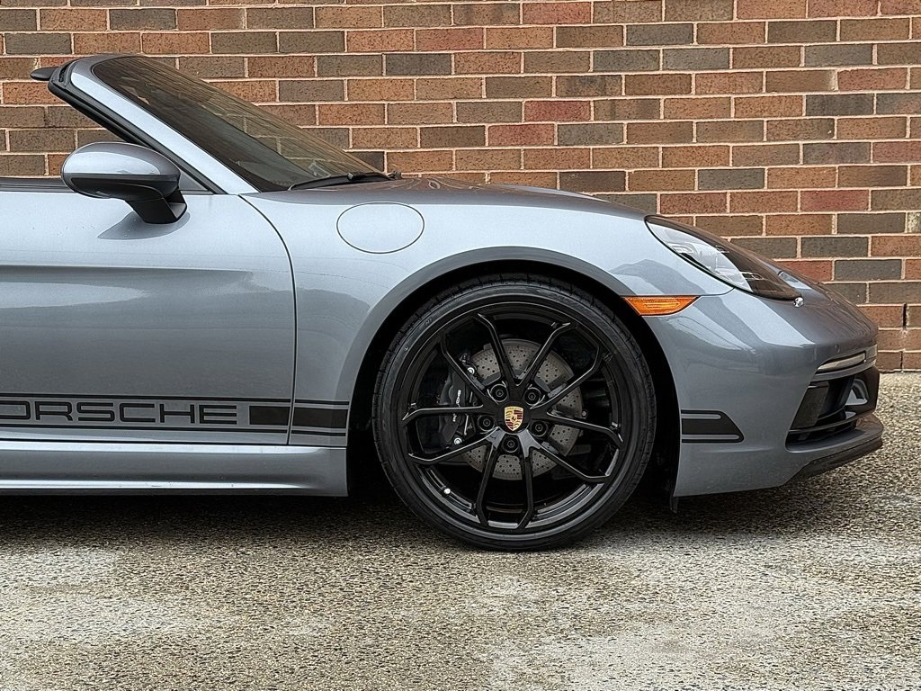 New 2025 Porsche 718 Boxster image 11