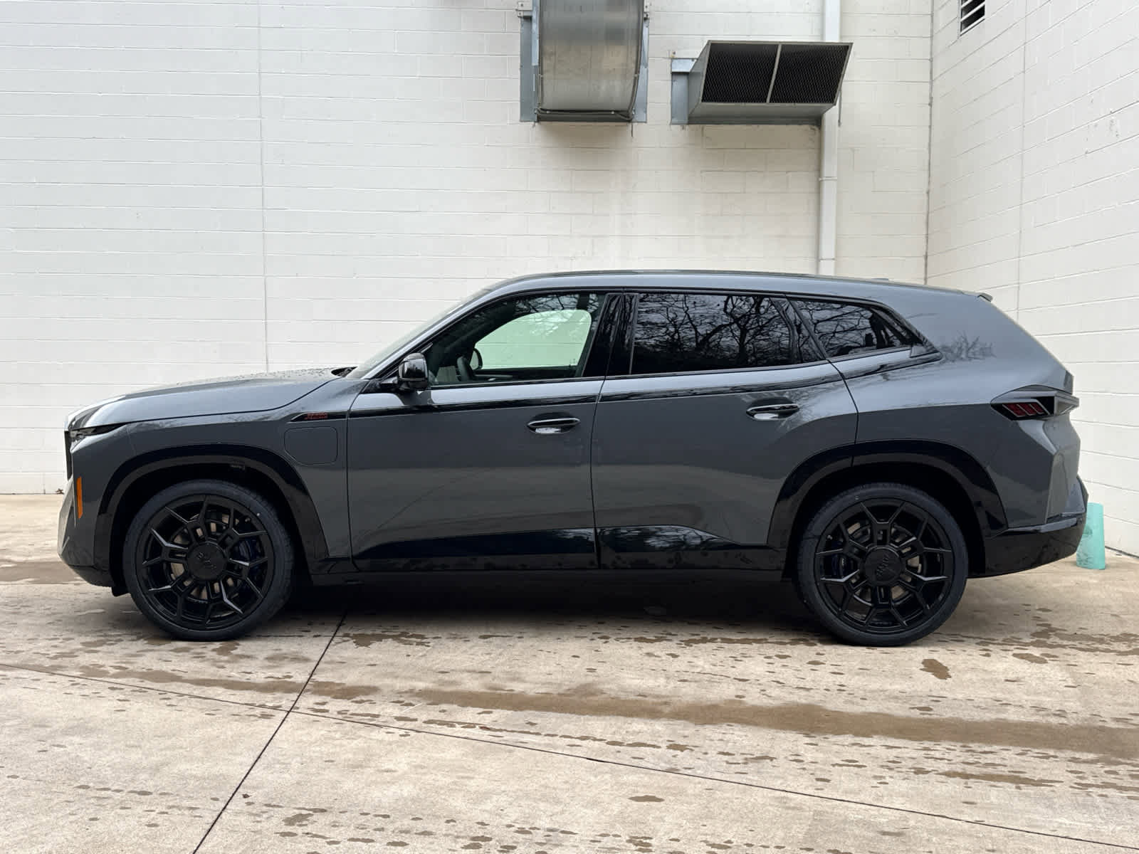 New 2026 BMW XM Label Red image 5