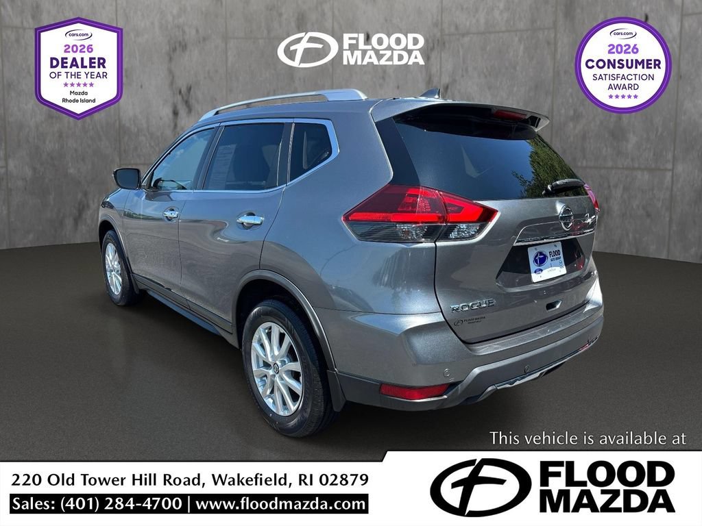 Used 2019 Nissan Rogue SV AWD/4WD image 3