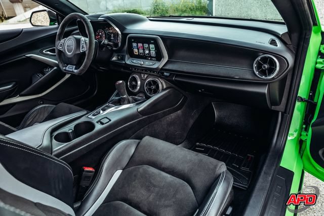 Used 2017 Chevrolet Camaro SS RWD image 20