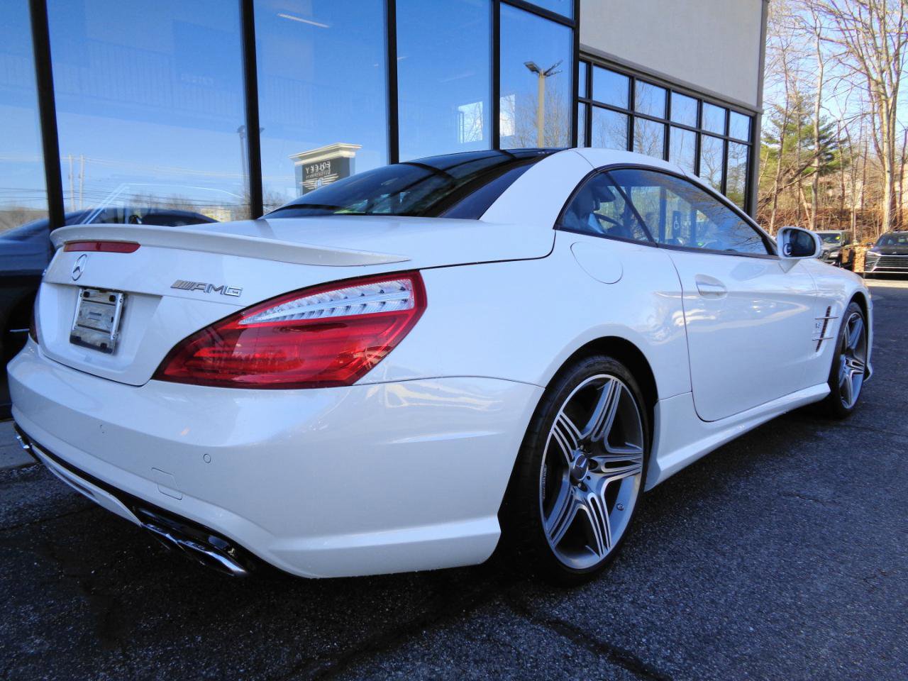Used 2013 Mercedes-Benz SL 63 AMG 2dr Roadster SL 63 AMG w/ Premium Pkg image 5