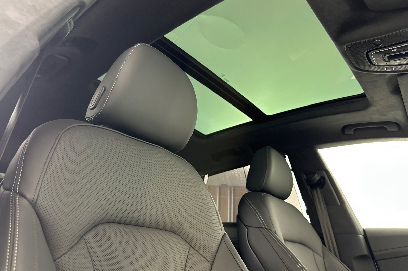 New 2026 Audi Q8 Prestige image 16