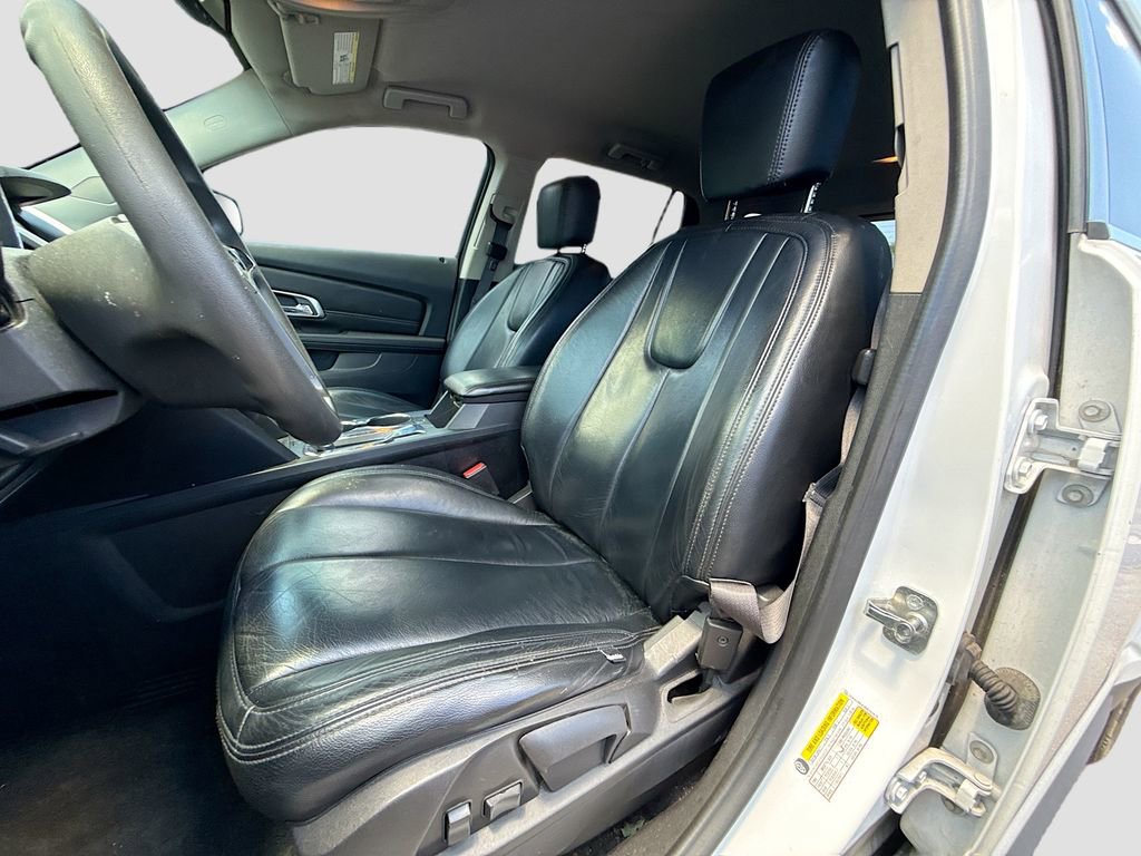 Used 2017 GMC Terrain SLE FWD image 23