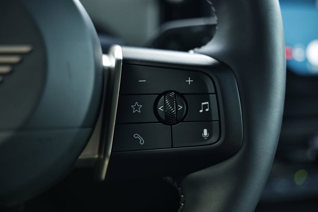 Used 2025 MINI Cooper S FWD image 29