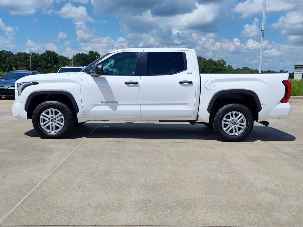 Used 2024 Toyota Tundra SR5 image 3