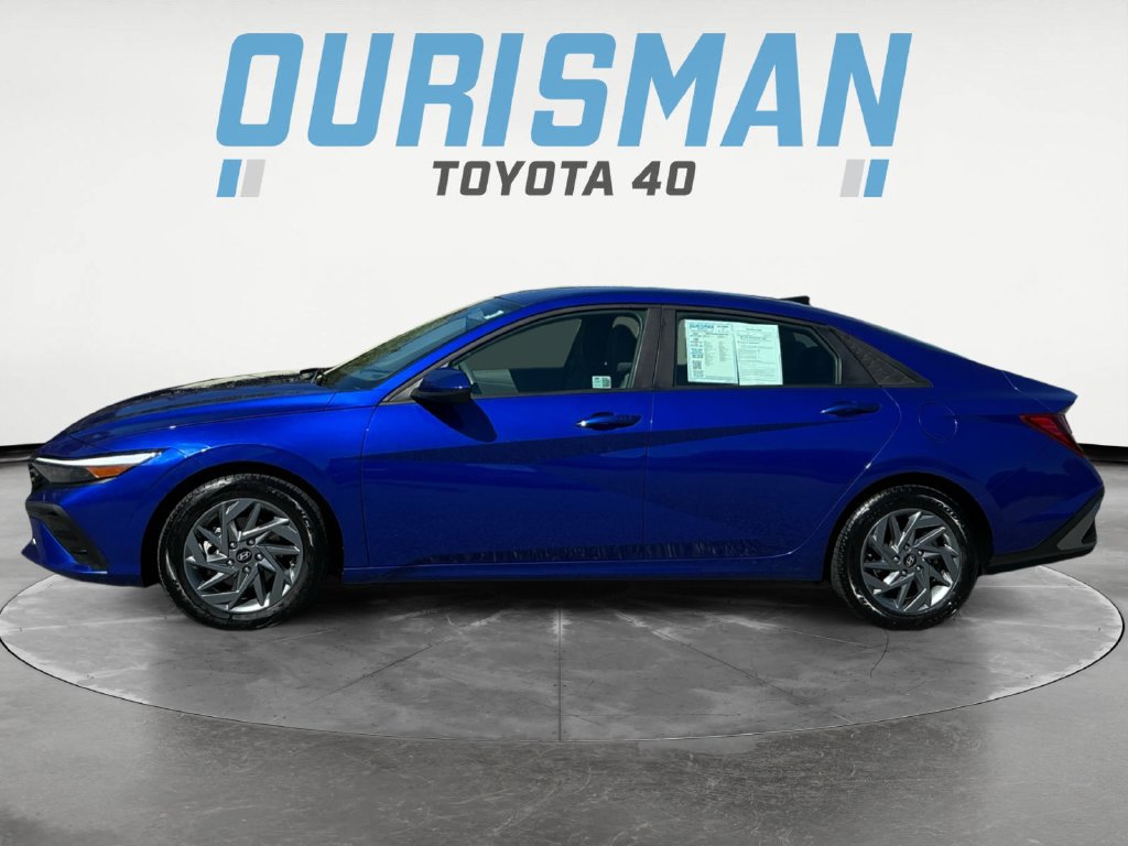 Used 2024 Hyundai Elantra SEL FWD image 4