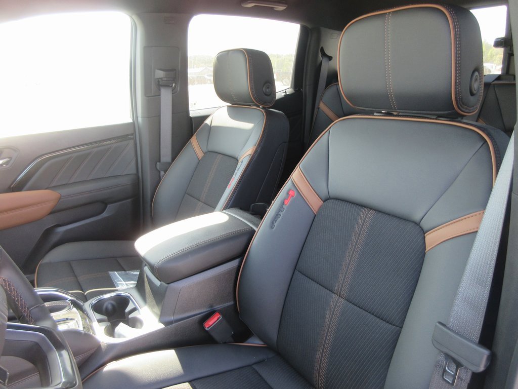 New 2026 GMC Canyon AT4 image 13