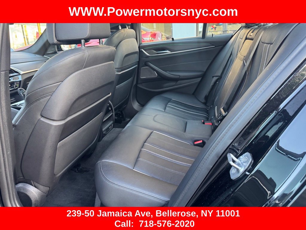 Used 2022 BMW M550i xDrive w/ Executive Package AWD/4WD image 34