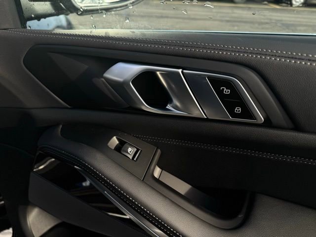 New 2026 BMW X5 xDrive40i image 17