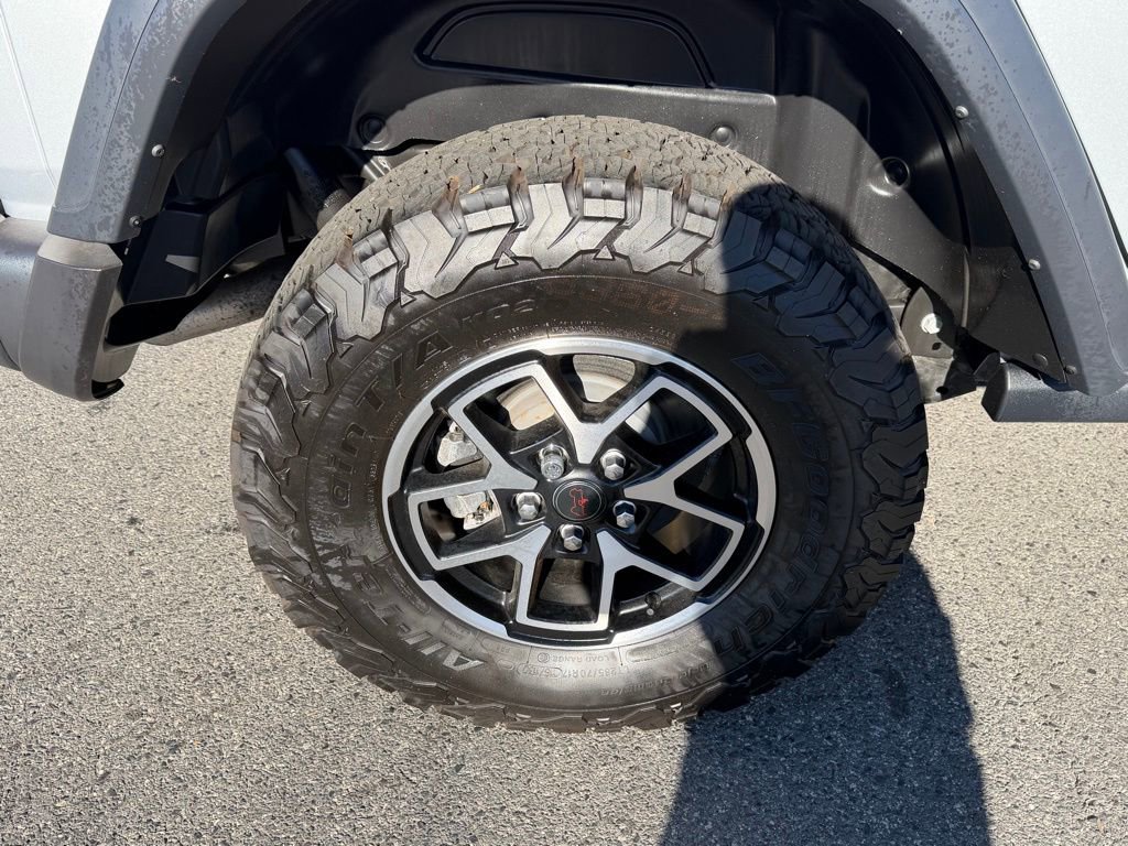 Certified 2024 Jeep Wrangler Unlimited Rubicon w/ Technology Group image 15