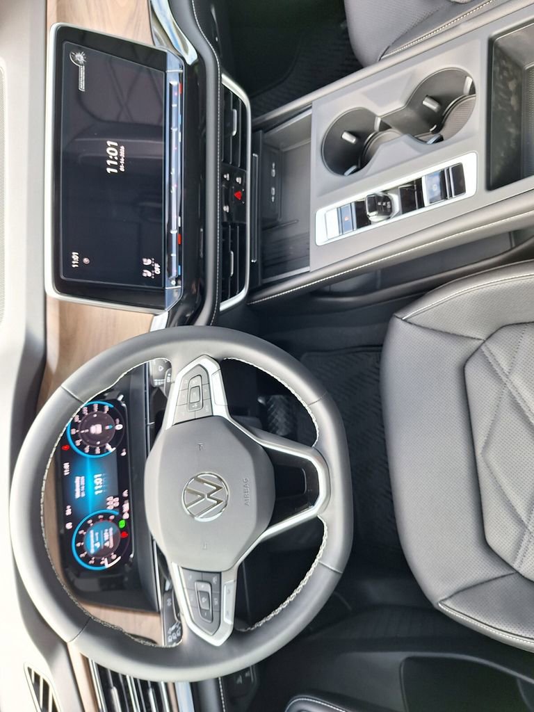 New 2026 Volkswagen Atlas SE image 21