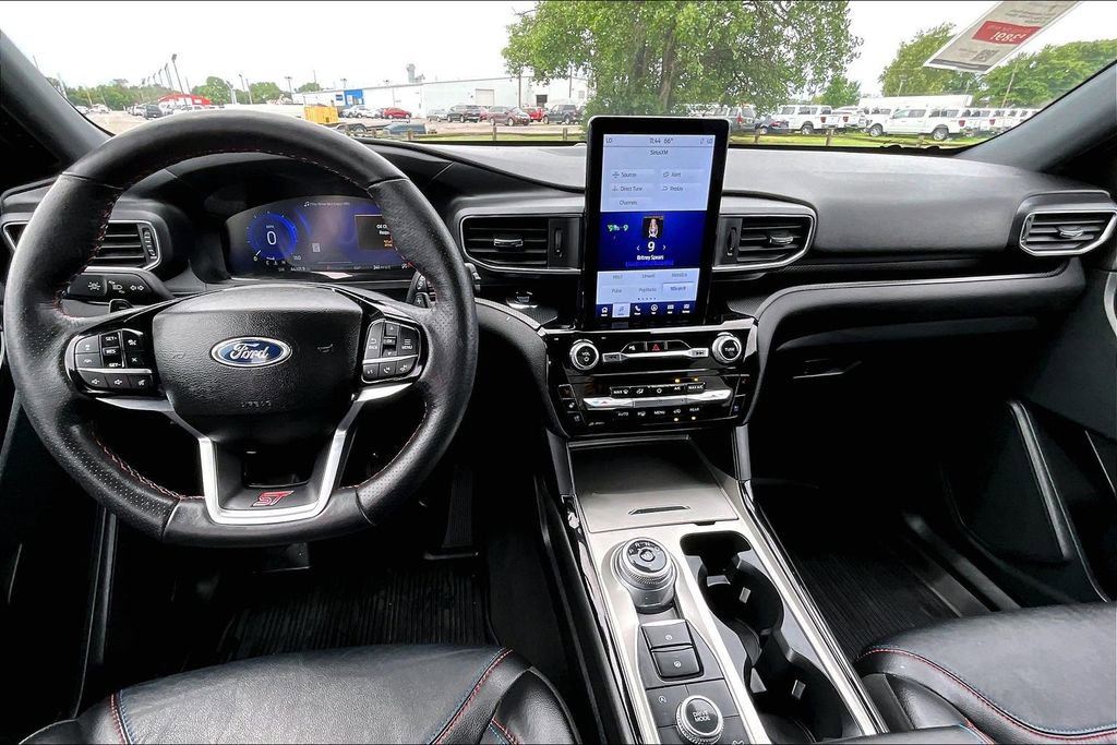 Used 2023 Ford Explorer ST w/ Equipment Group 401A AWD/4WD image 13
