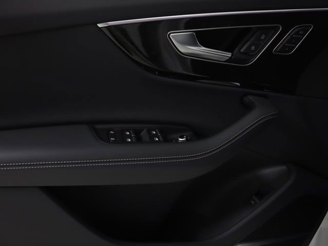 Certified 2025 Audi Q7 3.0T Prestige w/ Prestige Package image 11