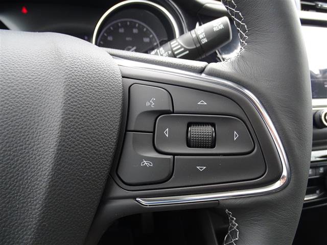 Used 2023 Buick Encore GX Essence w/ Experience Buick Package image 15