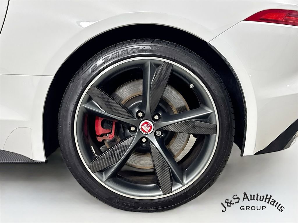 Used 2016 Jaguar F-TYPE R image 40