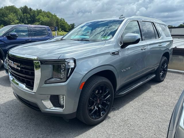 Used 2024 GMC Yukon SLE w/ Gmc Pro Safety Plus Package AWD/4WD image 1