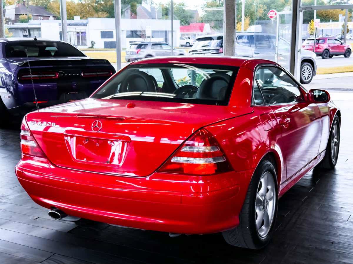 Used 2002 Mercedes-Benz SLK 320 image 6