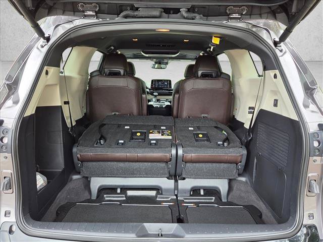 Certified 2024 Toyota Sienna Platinum AWD/4WD image 6