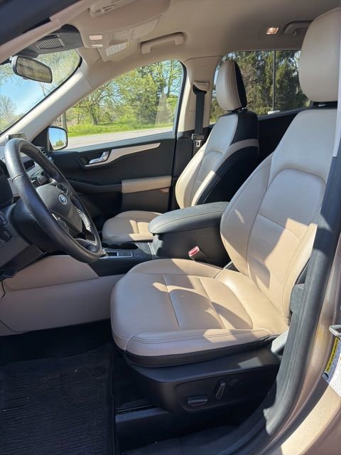 Used 2020 Ford Escape SEL AWD/4WD image 12