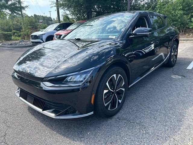 Certified 2023 Kia EV6 Wind w/ Wind Technology Package RWD image 6
