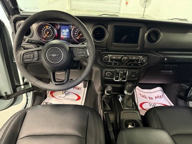 Used 2023 Jeep Wrangler Sport S image 17